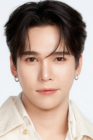 กรธัสส์ รุจีรัตนาวรพันธ์